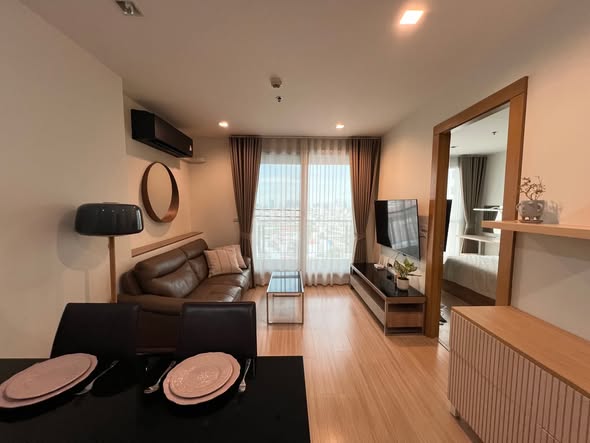 living room and bedroom of RHYTHM Ratchada-Huaykwang