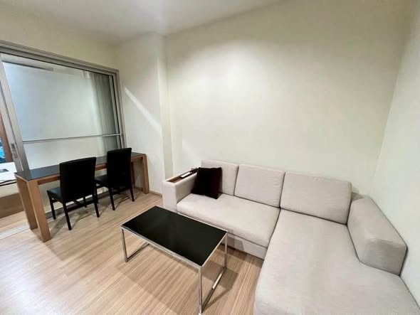 living room and room interior of RHYTHM Ratchada-Huaykwang