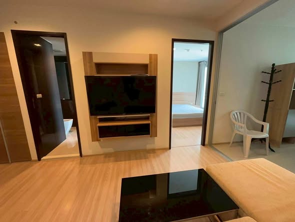 bedroom of RHYTHM Sathorn