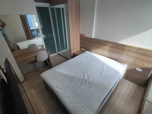 bedroom of RHYTHM Sathorn