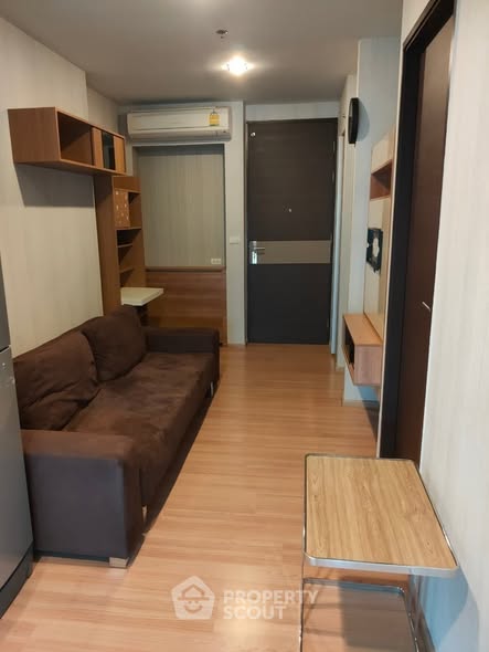 bedroom of RHYTHM Sathorn