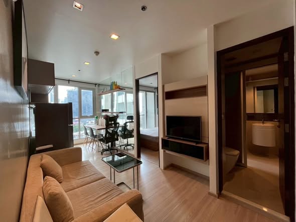 living room of RHYTHM Sathorn