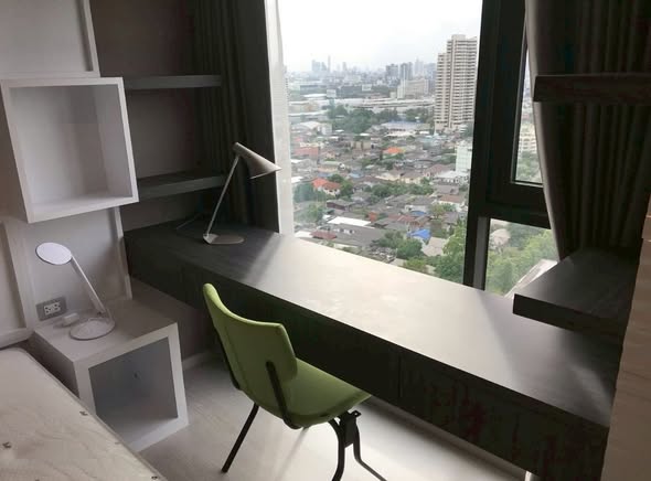 bedroom of Rhythm Sukhumvit 36-38
