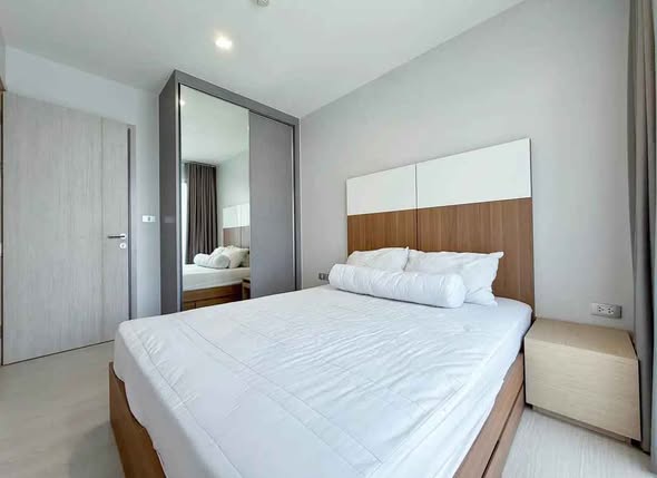 bedroom of Rhythm Sukhumvit 36-38