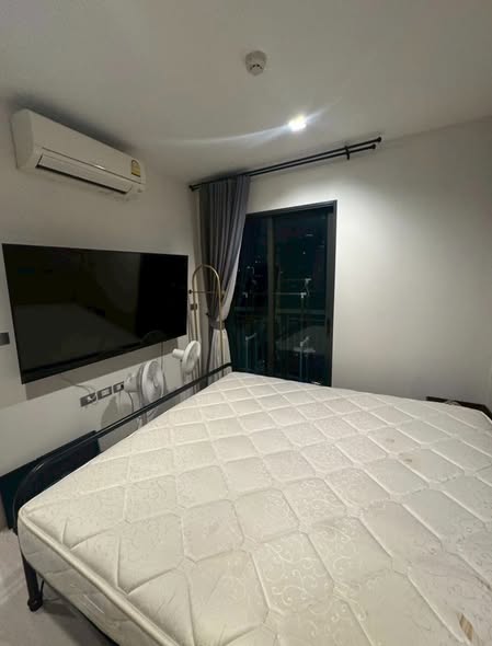 bedroom of Rhythm Sukhumvit 36-38