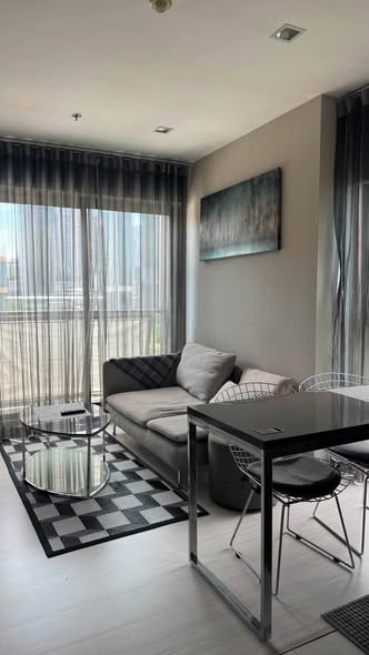 bedroom and living room of Rhythm Sukhumvit 36-38