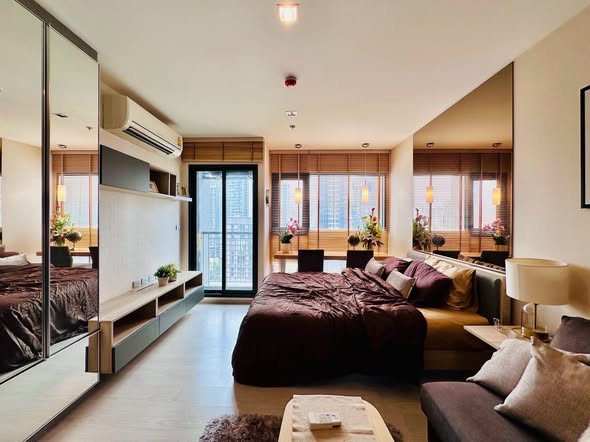 bedroom and living room and room interior of Rhythm Sukhumvit 36-38