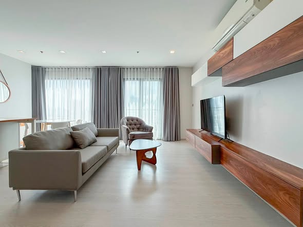 bedroom and living room and room interior of Rhythm Sukhumvit 36-38