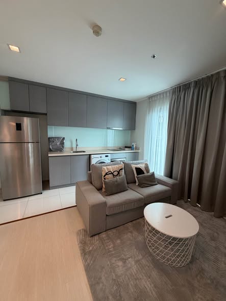 living room of Rhythm Sukhumvit 36-38