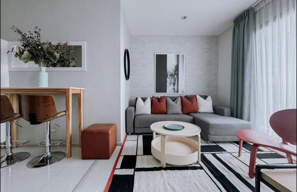 living room of Rhythm Sukhumvit 36-38
