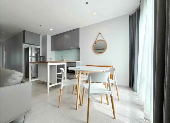 living room of Rhythm Sukhumvit 36-38