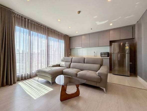 living room and bedroom of Rhythm Sukhumvit 36-38