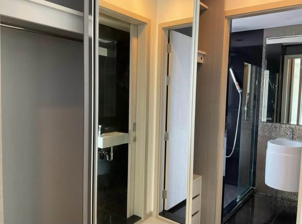 room interior of Rhythm Sukhumvit 36-38
