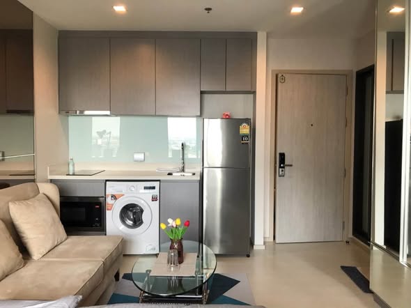 room interior of Rhythm Sukhumvit 36-38