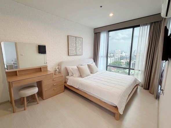 bedroom of Rhythm Sukhumvit 42