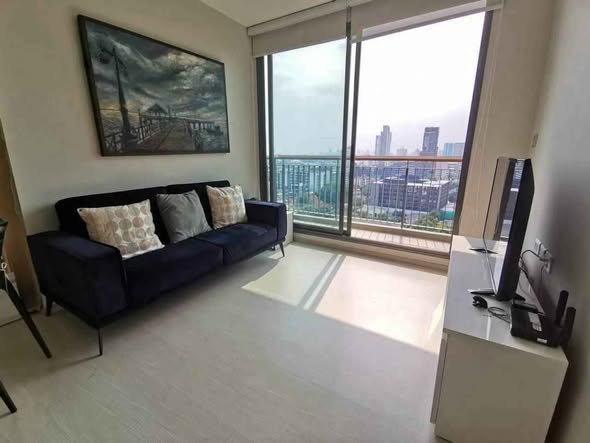 living room of Rhythm Sukhumvit 42