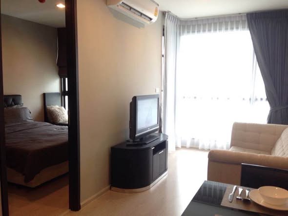 bedroom of RHYTHM Sukhumvit 44/1