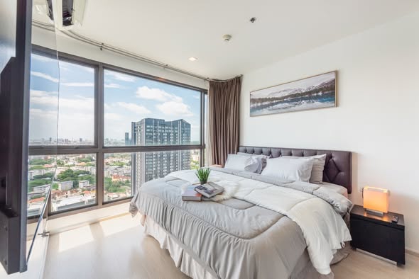bedroom of RHYTHM Sukhumvit 44/1