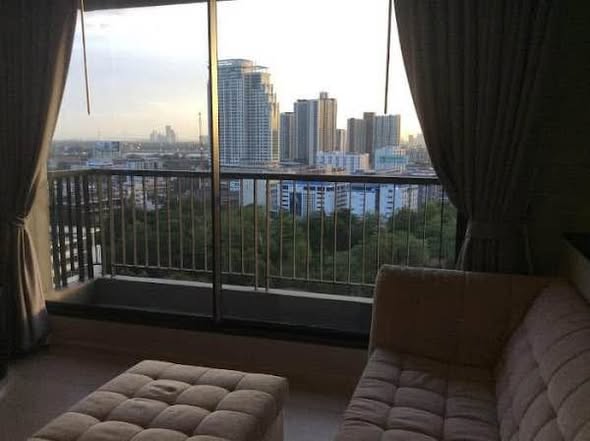 RHYTHM Sukhumvit 44/1