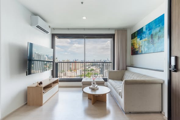 living room and room interior of RHYTHM Sukhumvit 44/1