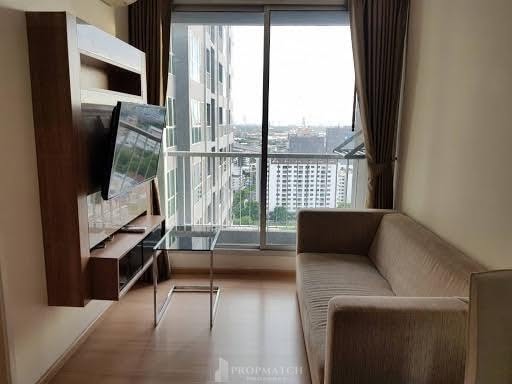 bedroom of Rhythm Sukhumvit 50