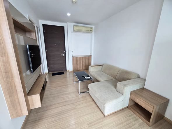bedroom and living room of Rhythm Sukhumvit 50