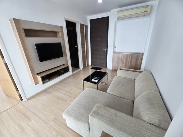 living room and bedroom of Rhythm Sukhumvit 50