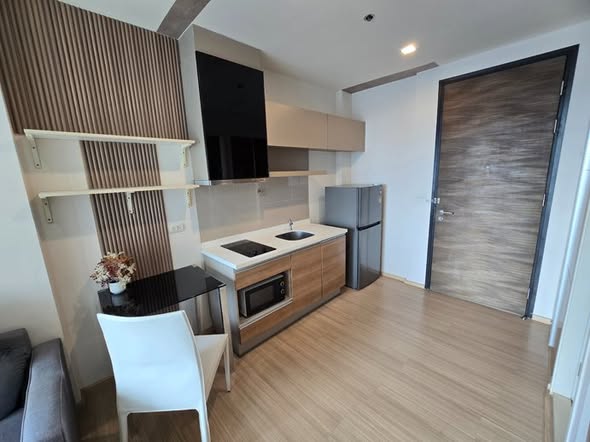 room interior and kitchen of Rhythm Sukhumvit 50