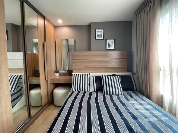 bedroom of Rich Park Chao Phraya