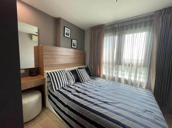 bedroom of Rich Park Chao Phraya