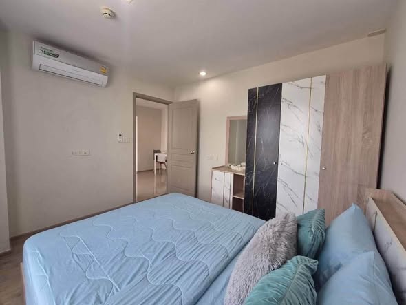 bedroom of Rich Park Chao Phraya