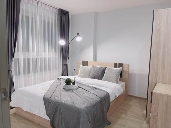 bedroom of Rich Park Chao Phraya