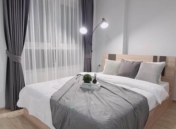 bedroom of Rich Park Chao Phraya