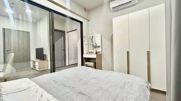 bedroom and room interior of Rich Point @BTS Wutthakat