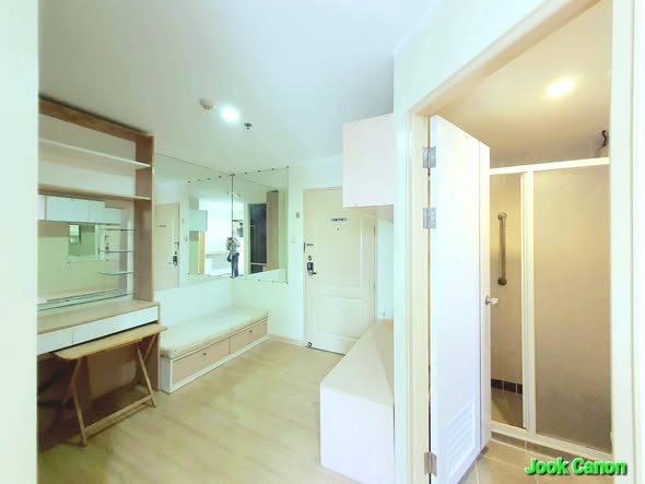 room interior of ลุมพินีคอนโดทาวน์ รามอินทรา-นวมินทร์ อาคารซี