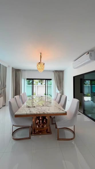 room interior of พูลวิลล่ากรุงเทพ อ่อนนุช