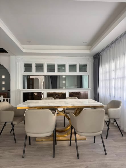 room interior and kitchen of มบ.ลดาวัลย์ ศรีนครินทร์