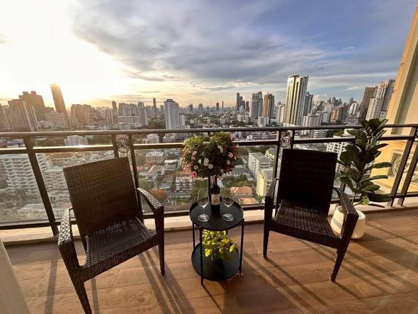 Royce Private Residences