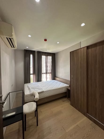 bedroom and room interior of Runesu Thonglor 5 (รูเนะสุ ทองหล่อ 5)