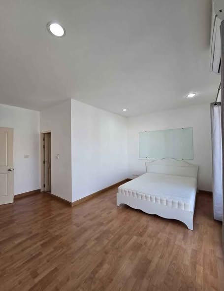 bedroom of บ้านกลางเมืองs-sense ศรีนครินทร์