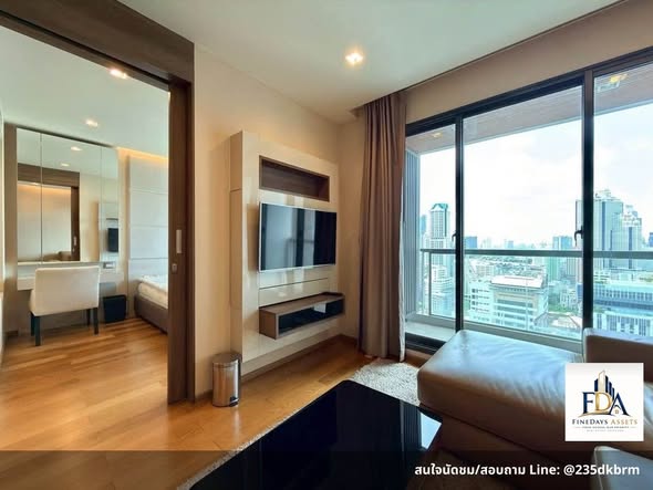 living room and bedroom of Sathon Soi 12 Alley