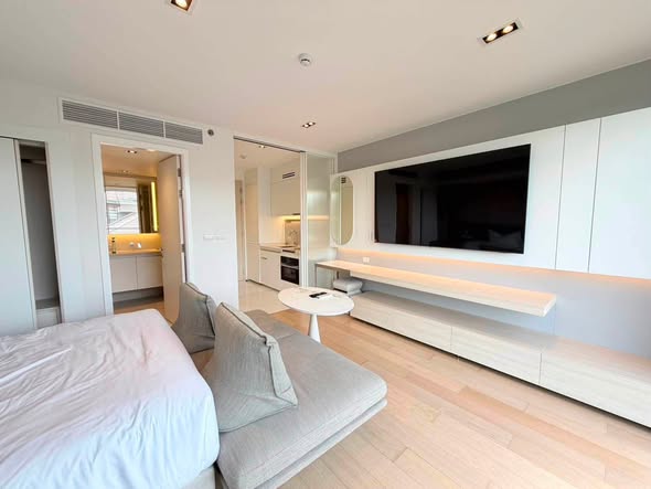 bedroom and room interior of SCOPE Promsri