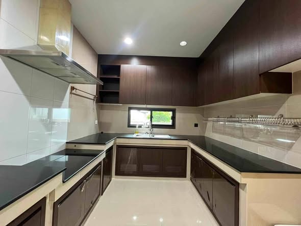 kitchen of Setthasiri Krungthep Kreetha 2