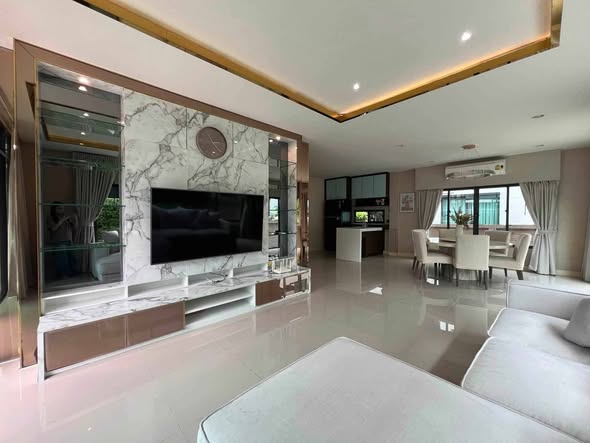living room of Setthasiri Krungthep Kreetha 2