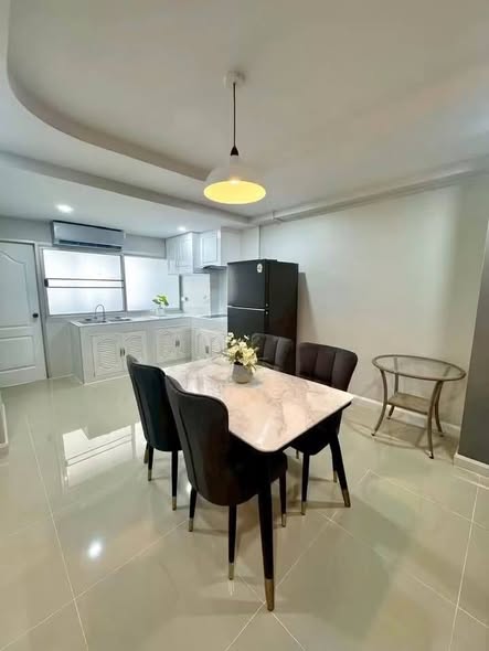 room interior of Siam Condominium