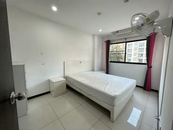 bedroom of Siam Oriental Elegance 1