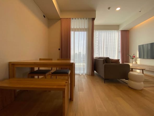 bedroom and living room and room interior of Siamese Exclusive Sukhumvit 42