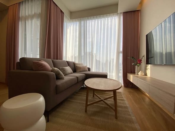 bedroom and living room and room interior of Siamese Exclusive Sukhumvit 42