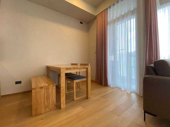 living room and room interior of Siamese Exclusive Sukhumvit 42
