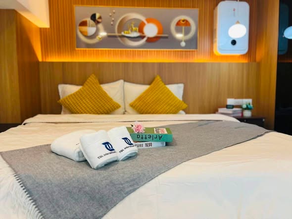 bedroom of Siamese residence landmark @ MRTA station
